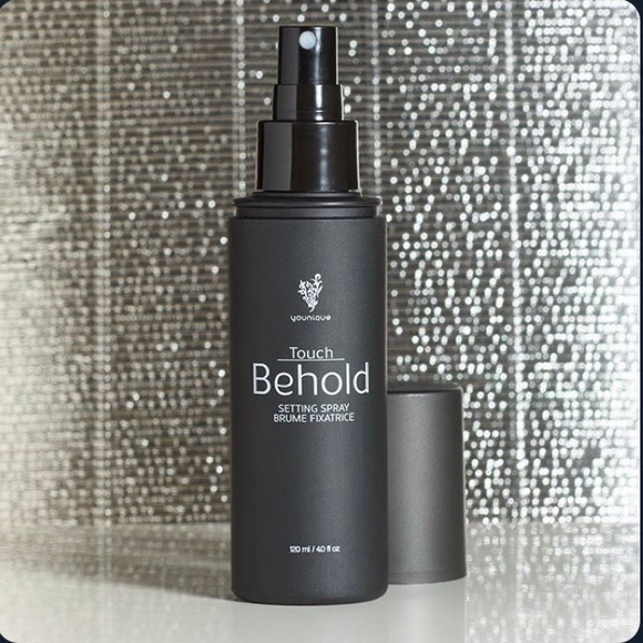 Younique Makeup Setting Spray